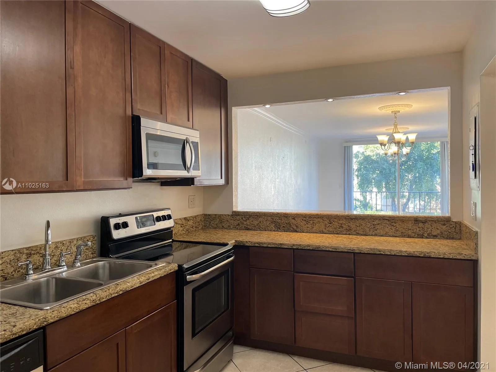 1 bedroom 1 bath for sale at 1465 NE 123rd St # 303, North Miami FL 33161