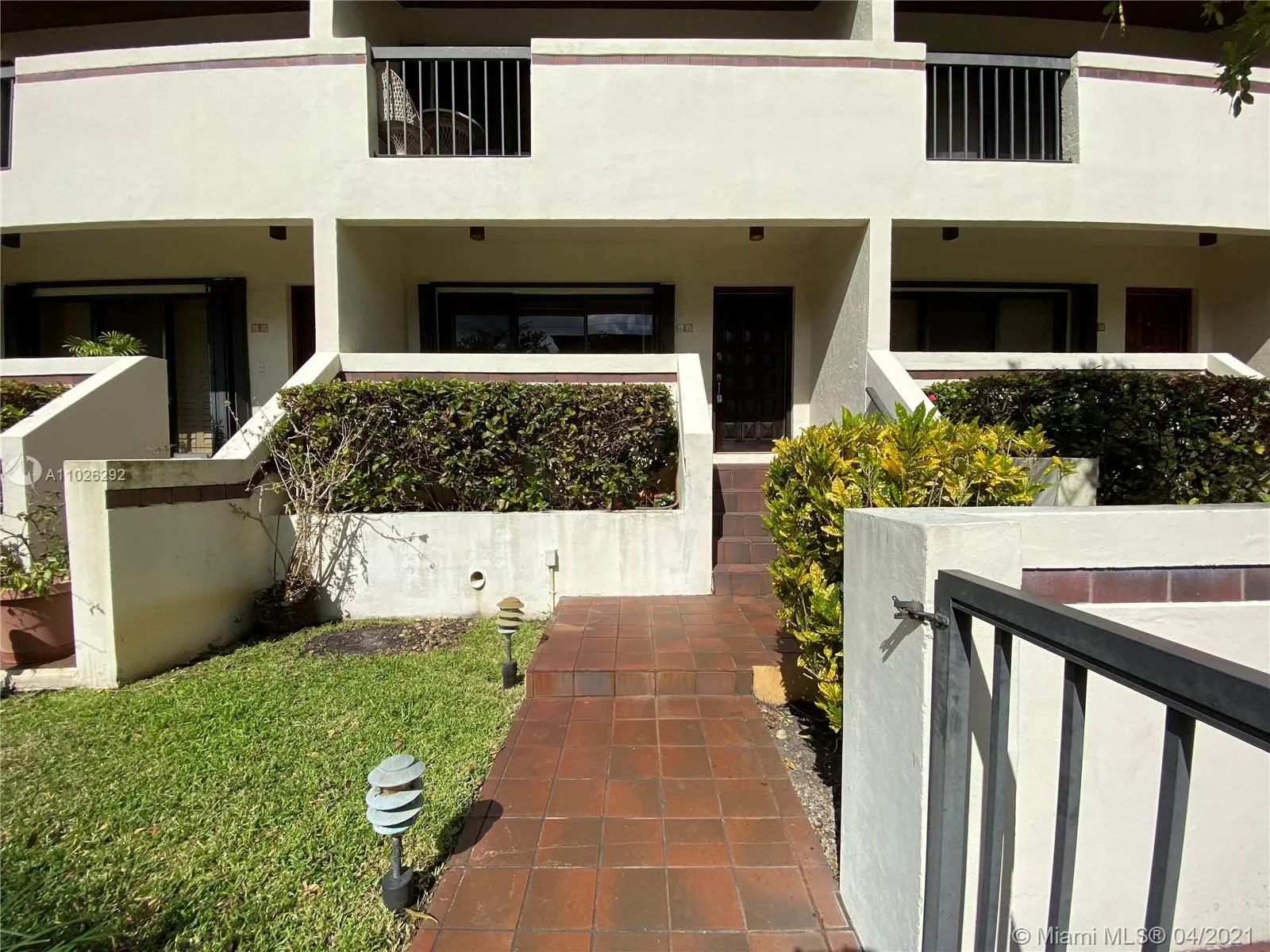 2600 Cardena St # 11, Coral Gables FL 33134