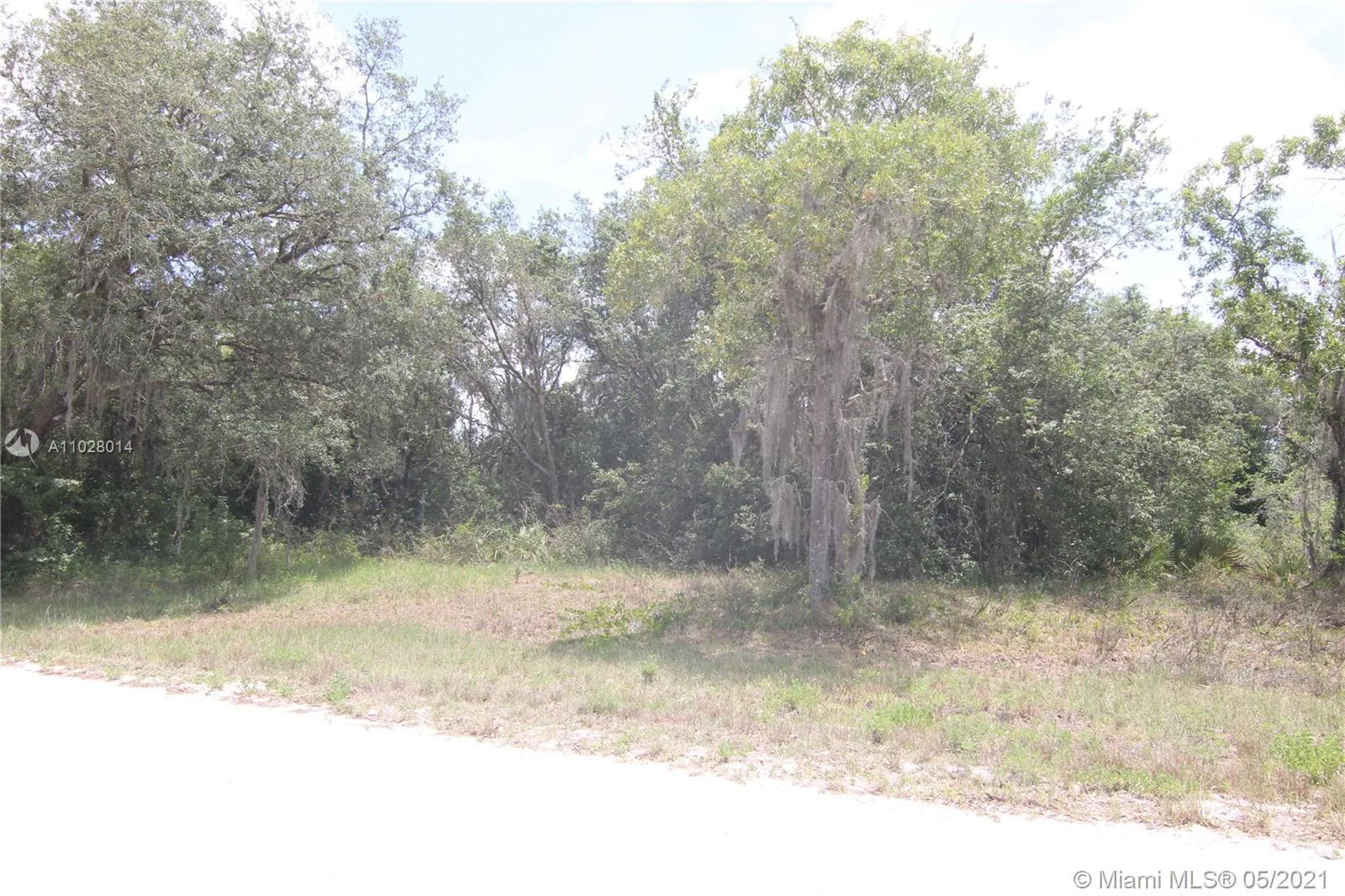 2060 W Oxnard Rd, Avon Park FL 33825
