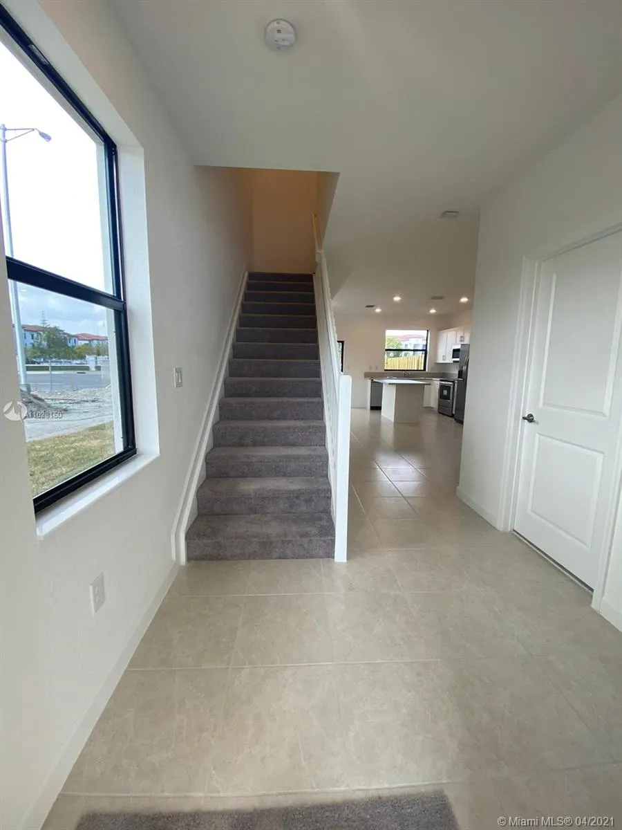 593 NE 208th Ter, Miami FL 33179