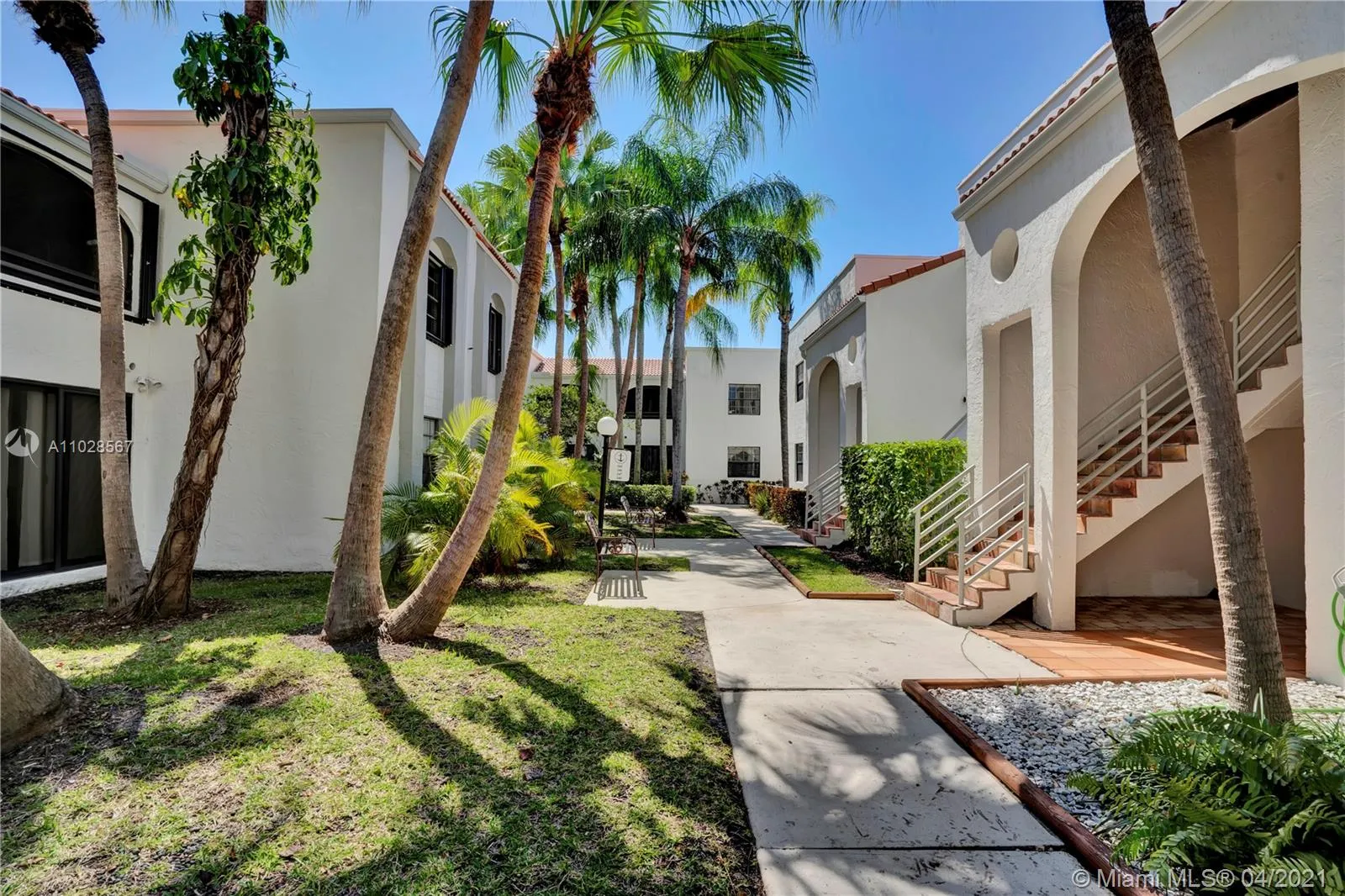 3571 Magellan Cir # 4, Aventura FL 33180