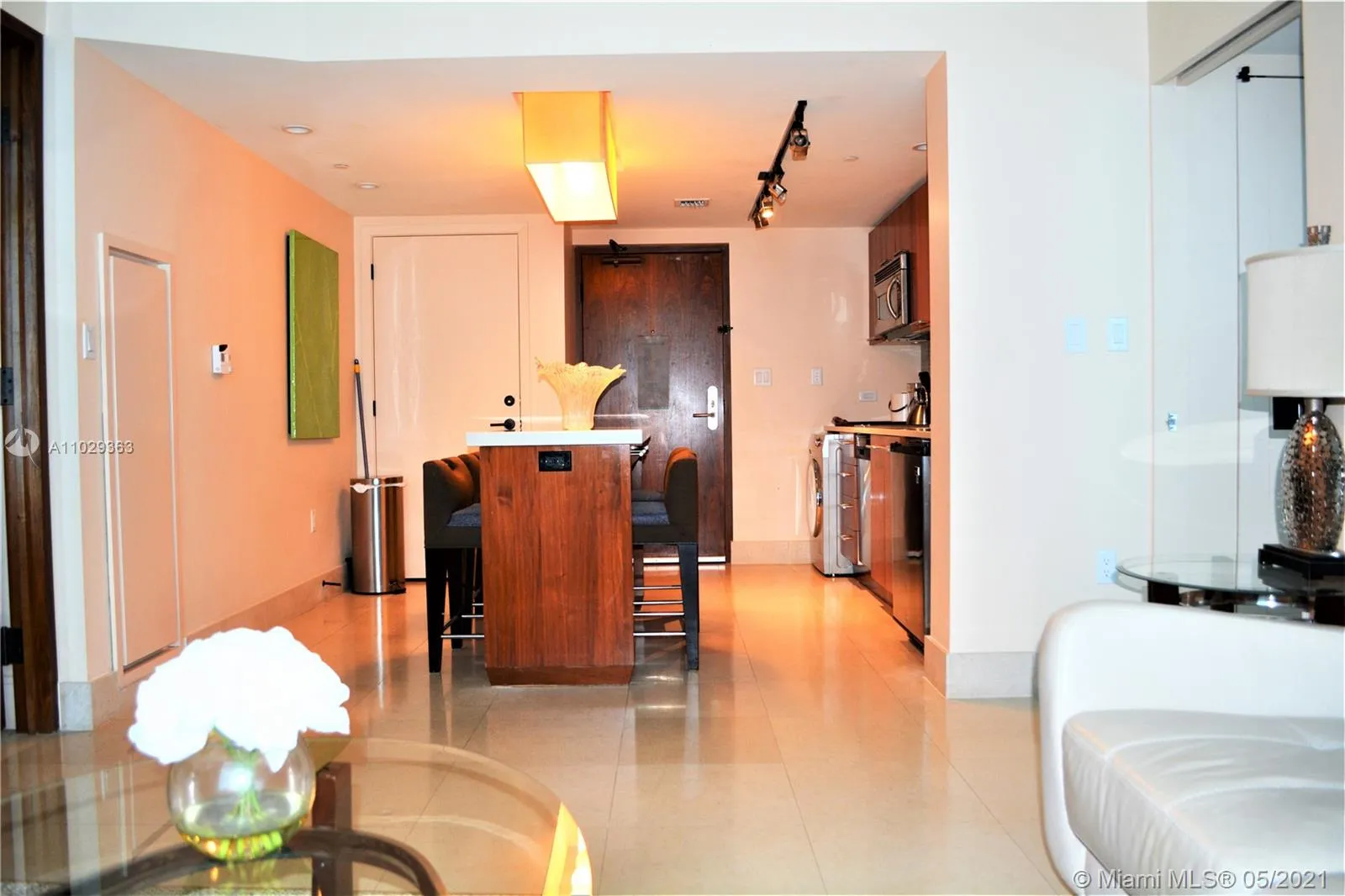 6801 Collins Ave # 209, Miami Beach FL 33141