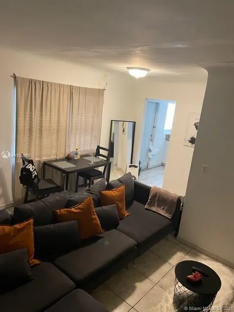 for sale at 2101 Bay Dr, Miami Beach FL 33141