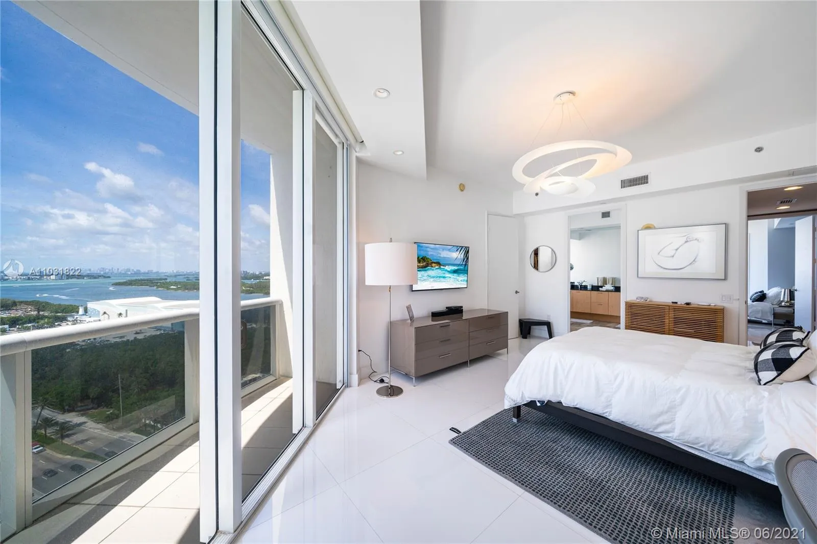 15811 Collins Ave # 2006, Sunny Isles Beach FL 33160