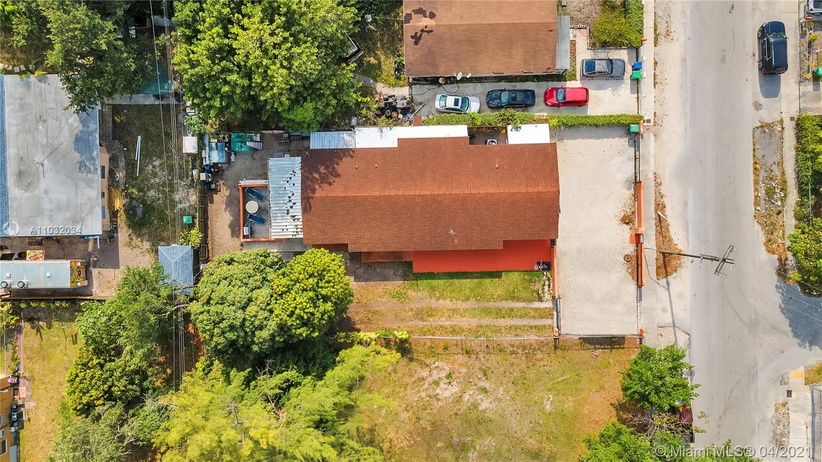 2800 NW 94th St, Miami FL 33147