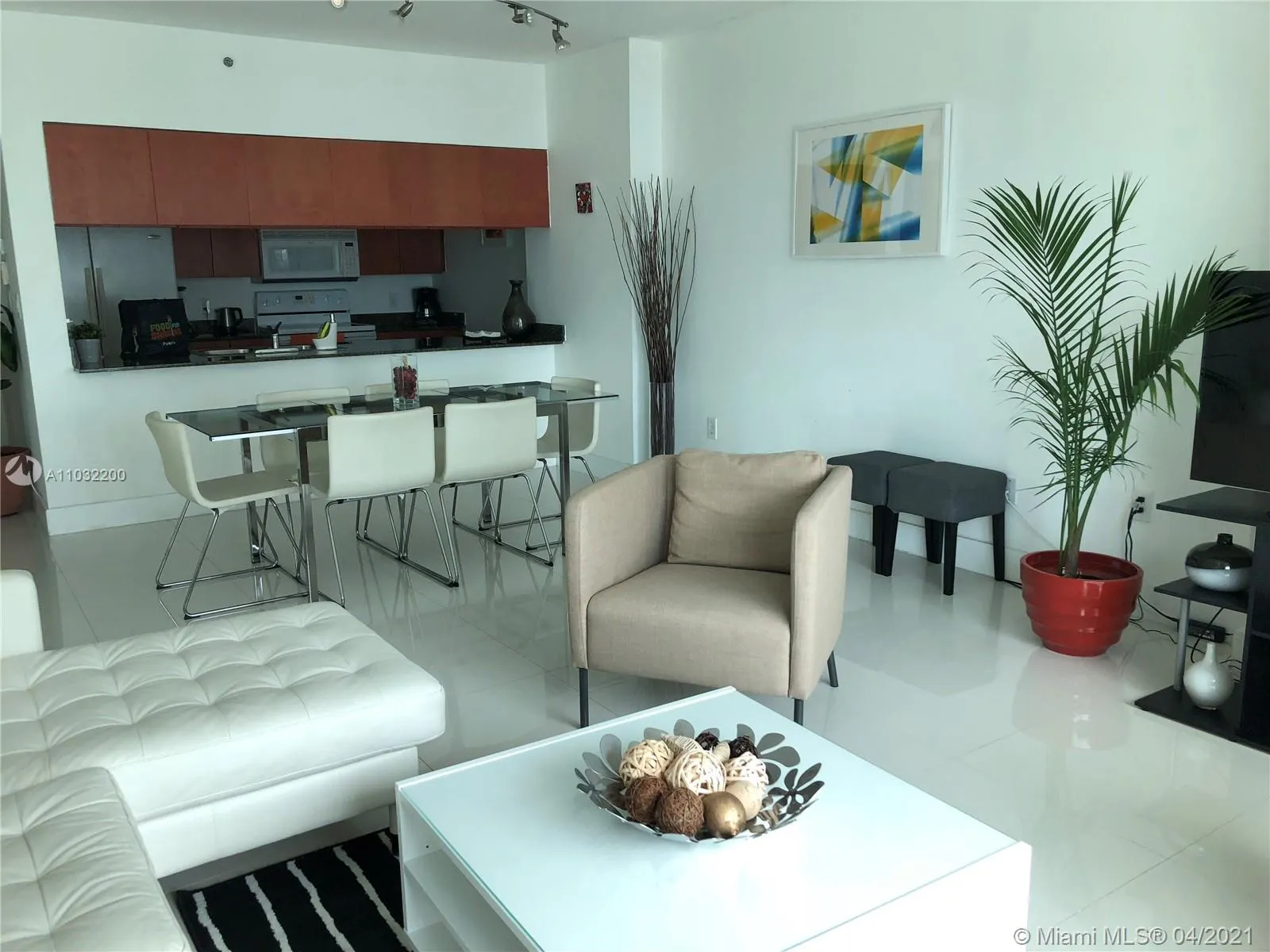 1200 Brickell Bay Dr # 4303, Miami FL 33131
