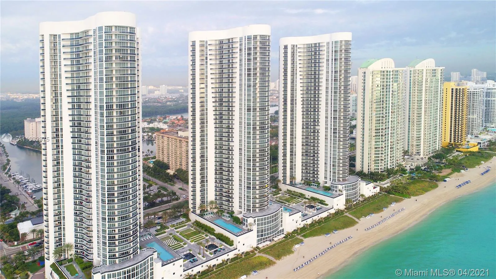 3 bedroom 3 bath for rent at 16001 Collins Ave # 4102, Sunny Isles Beach FL 33160