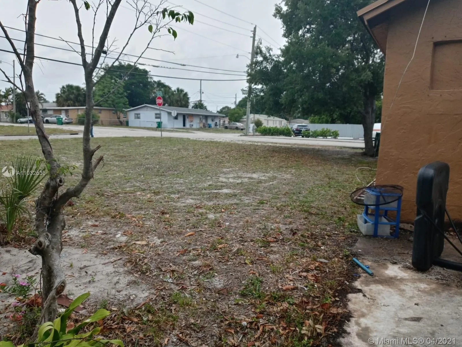 1021 W 33rd St, Riviera Beach FL 33404