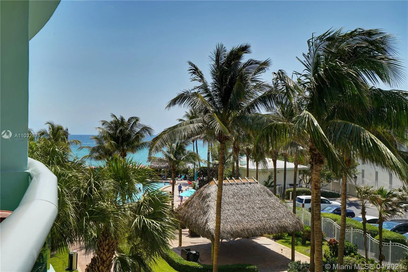1 bedroom 1 bath for sale at 3901 S Ocean Dr # 3K, Hollywood FL 33019