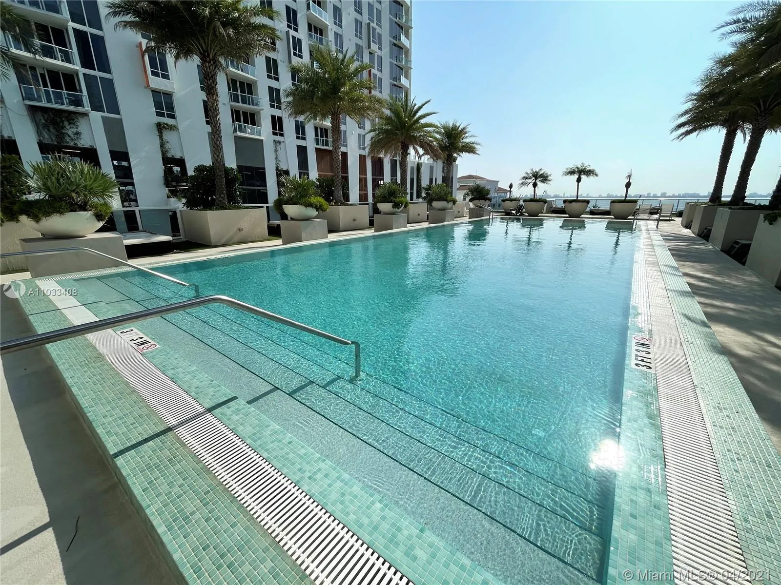 600 NE 27th St # 1102, Miami FL 33137
