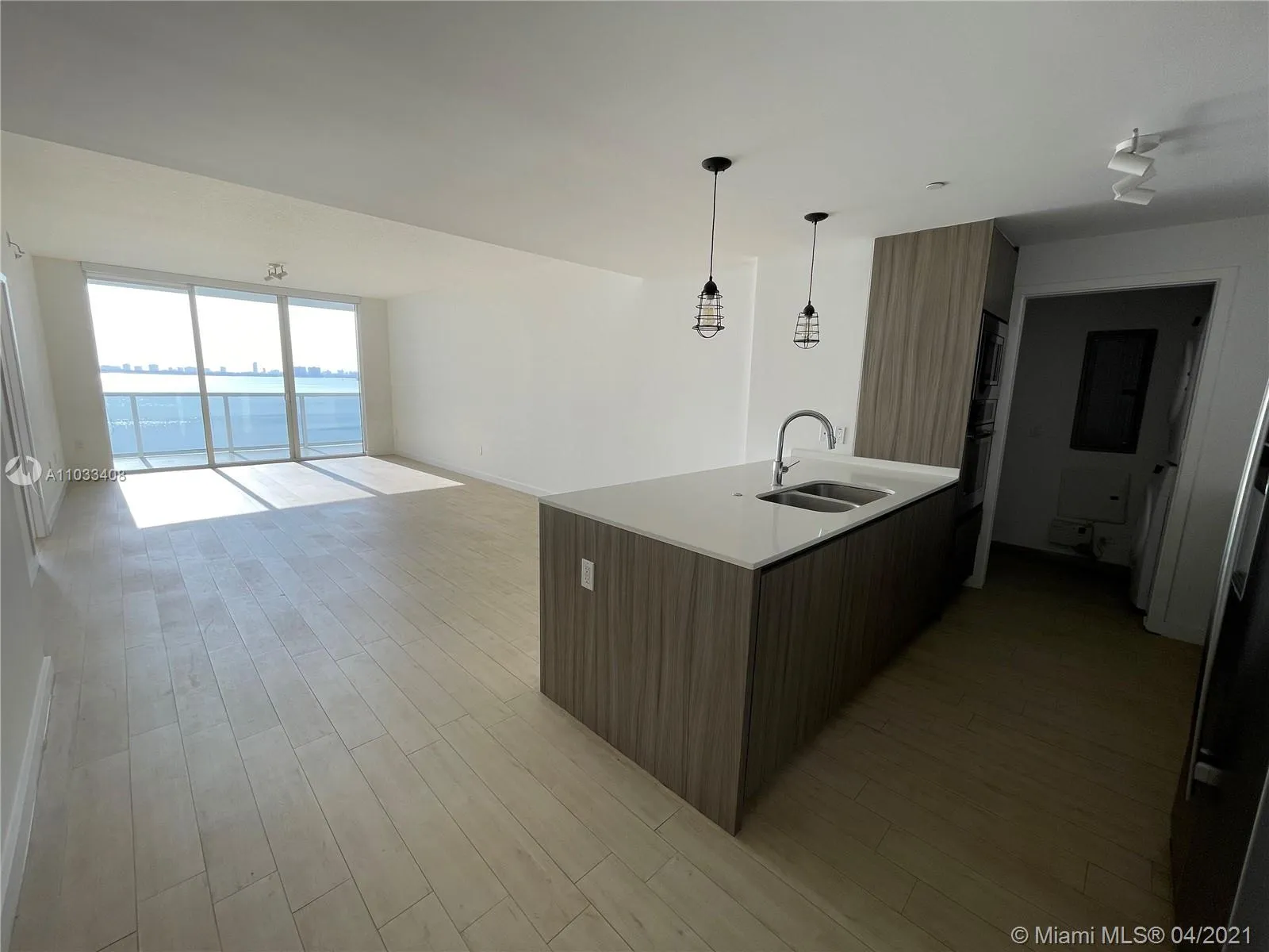 600 NE 27th St # 1102, Miami FL 33137