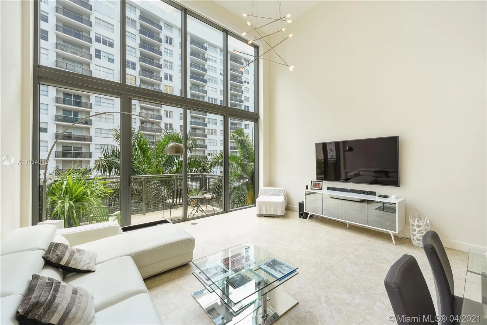 6000 Collins Ave # 505, Miami Beach FL 33140