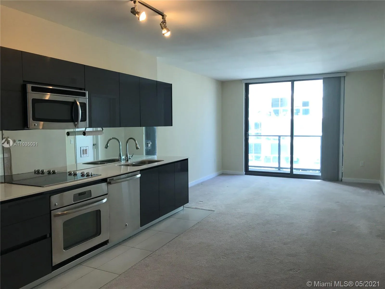 31 SE 6th St # 2206, Miami FL 33131