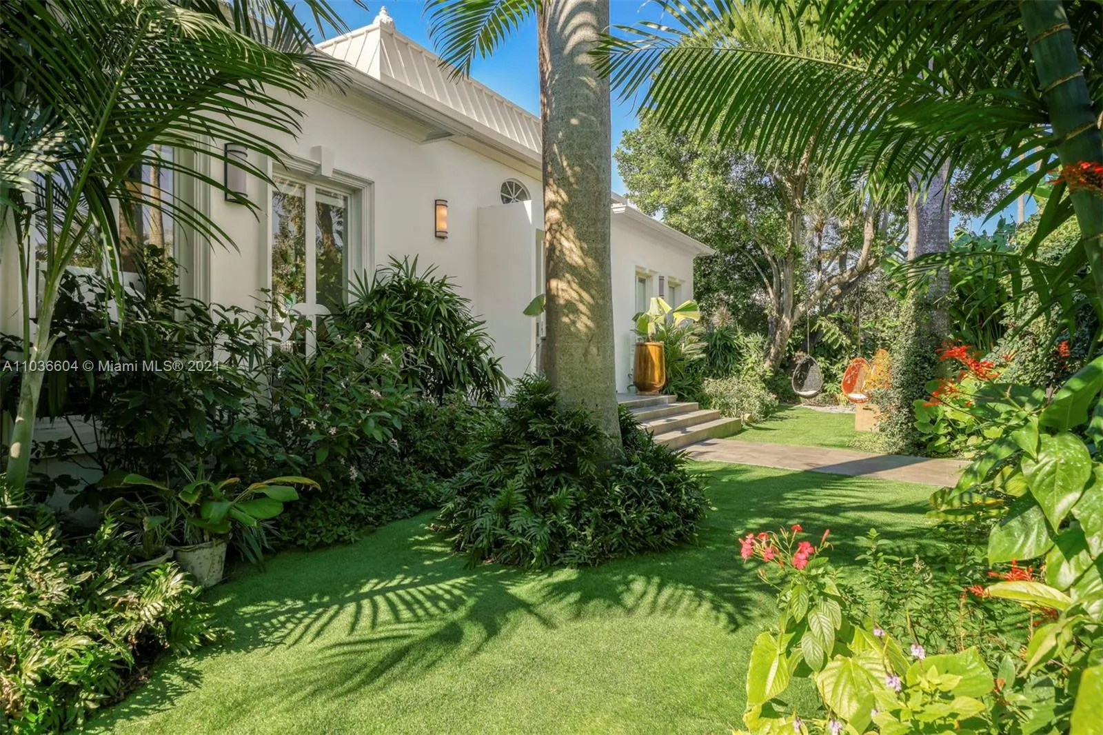 6626 Pinetree Ln, Miami Beach FL 33141