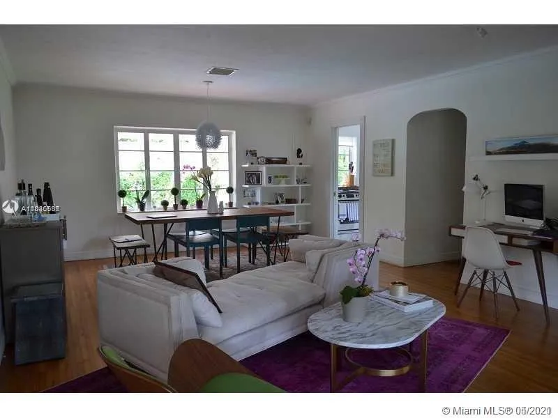 1409 Algardi Ave, Coral Gables FL 33146