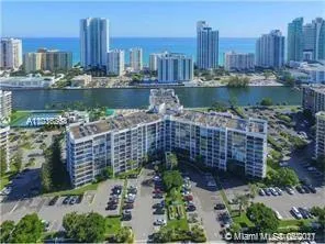 1000 Parkview Dr # 517, Hallandale Beach FL 33009