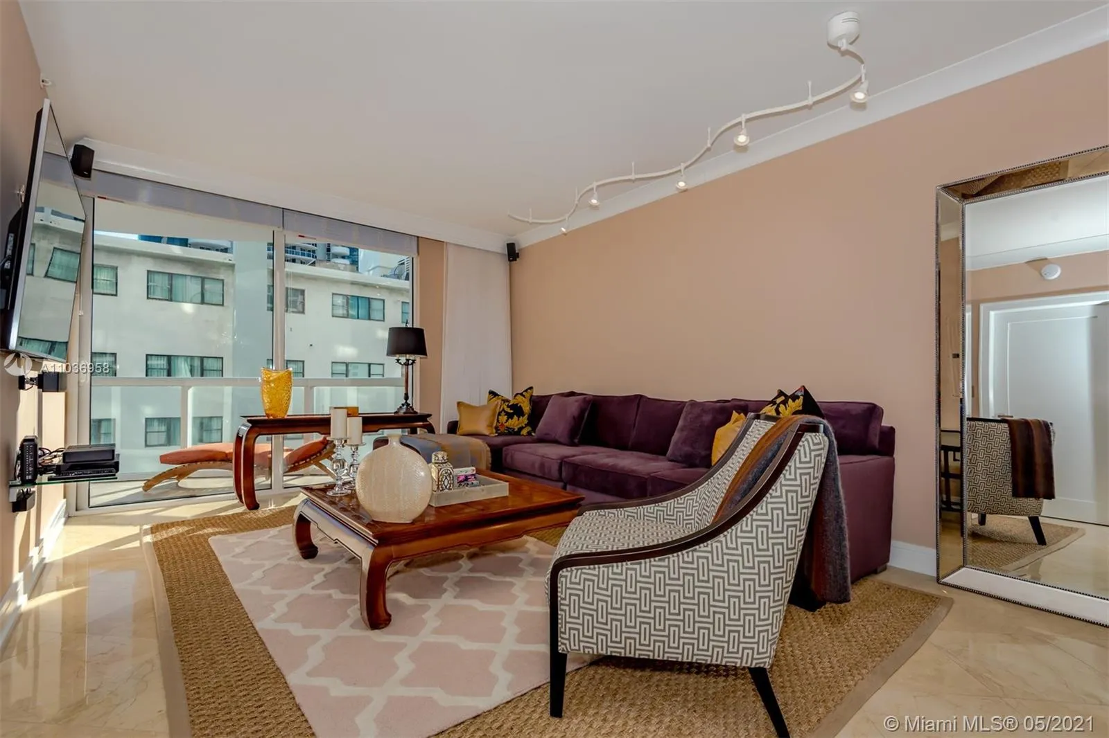 6365 Collins Ave # 906, Miami Beach FL 33141