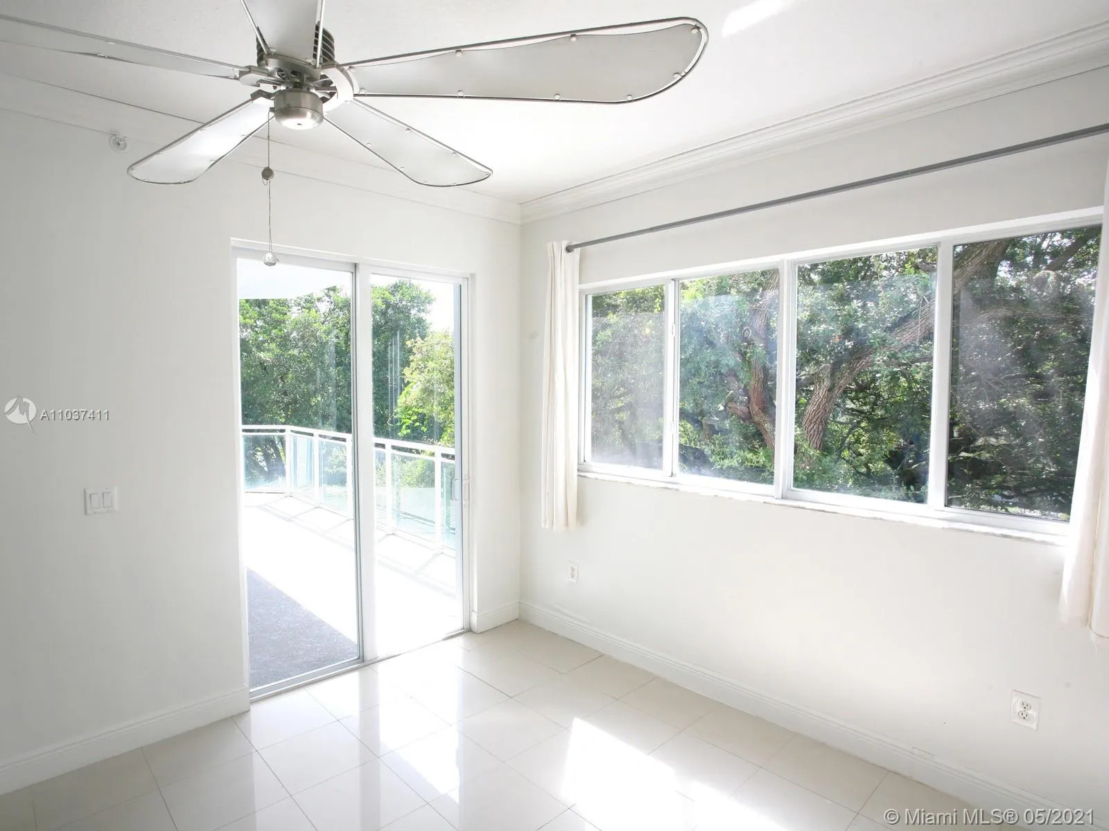 652 NE 63rd St # 303, Miami FL 33138