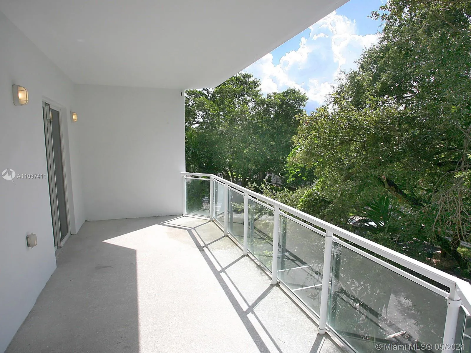 652 NE 63rd St # 303, Miami FL 33138