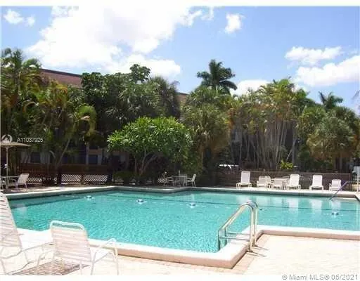 5530 NW 44th St # 411C, Lauderhill FL 33319