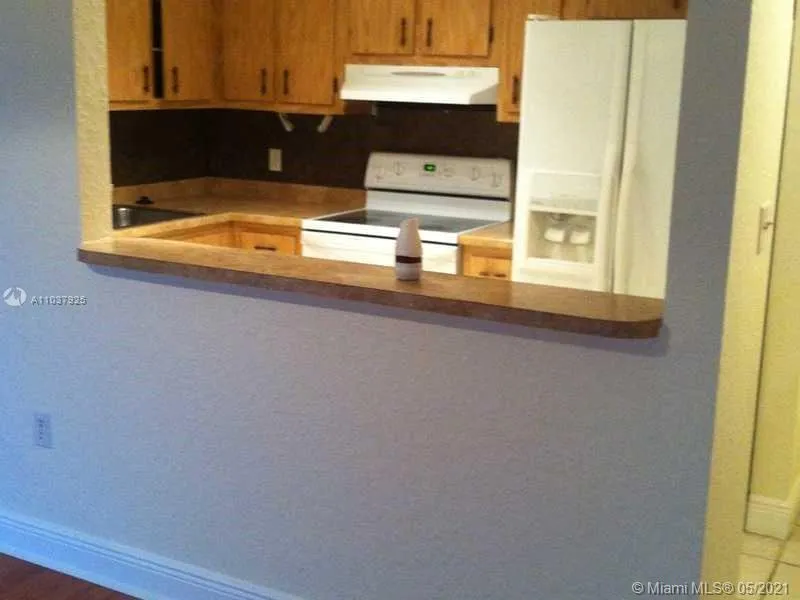 5530 NW 44th St # 411C, Lauderhill FL 33319