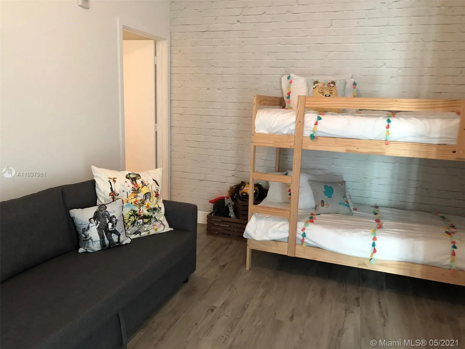 2900 NE 7th Ave # 1701, Miami FL 33137