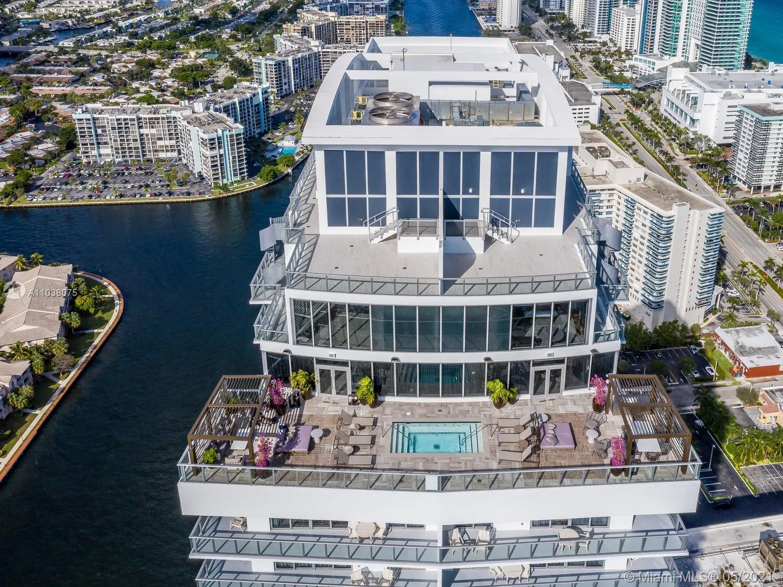 4010 S Ocean Dr # T4109, Hollywood FL 33019