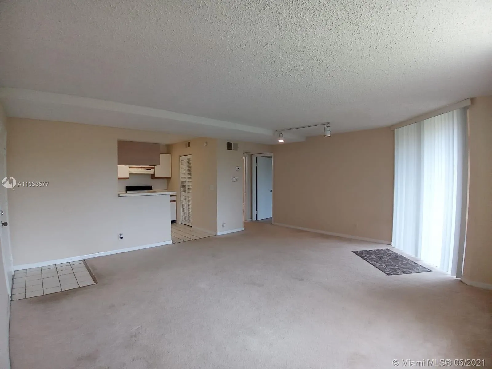 4005 W Mcnab Rd # C207, Pompano Beach FL 33069