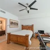 253 NE 2nd St # 426, Miami FL 33132