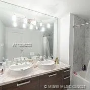 253 NE 2nd St # 426, Miami FL 33132
