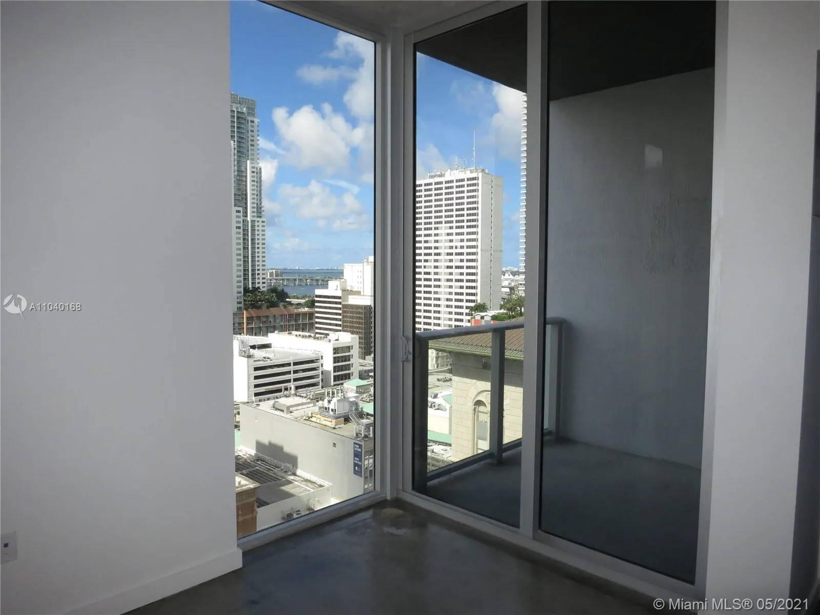 151 SE 1 St # 1704, Miami FL 33131