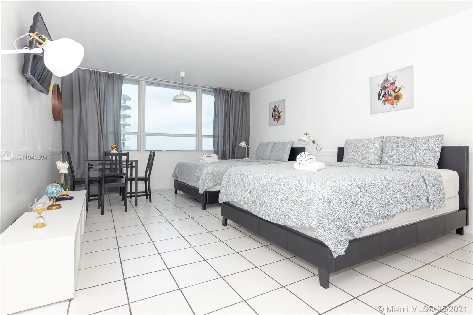 1 bath for sale at 5445 Collins Ave # 1518, Miami Beach FL 33140