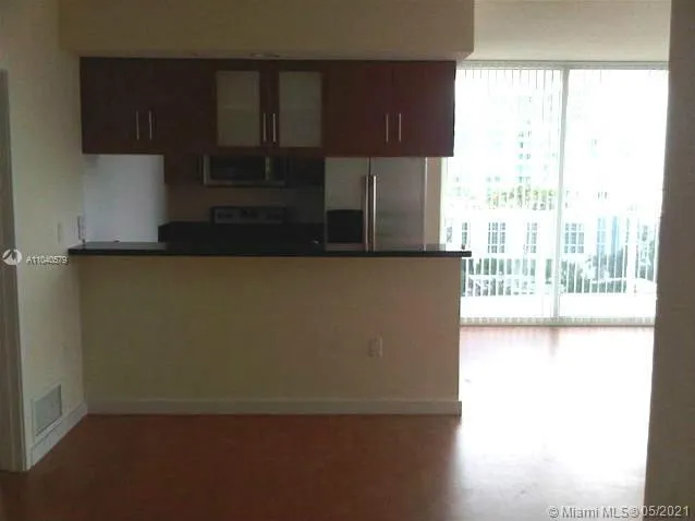 601 NE 23rd St, Miami FL 33137
