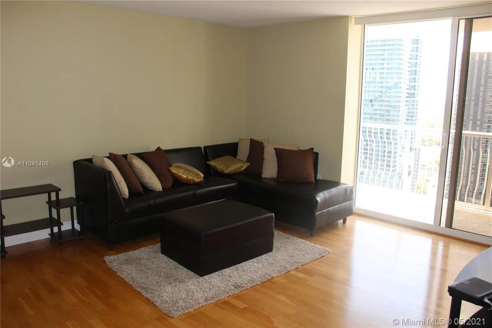 1200 Brickell Bay Dr # 3424, Miami FL 33131