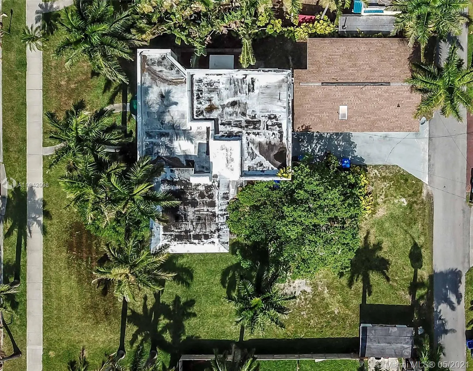 813 Harrison St, Hollywood FL 33019