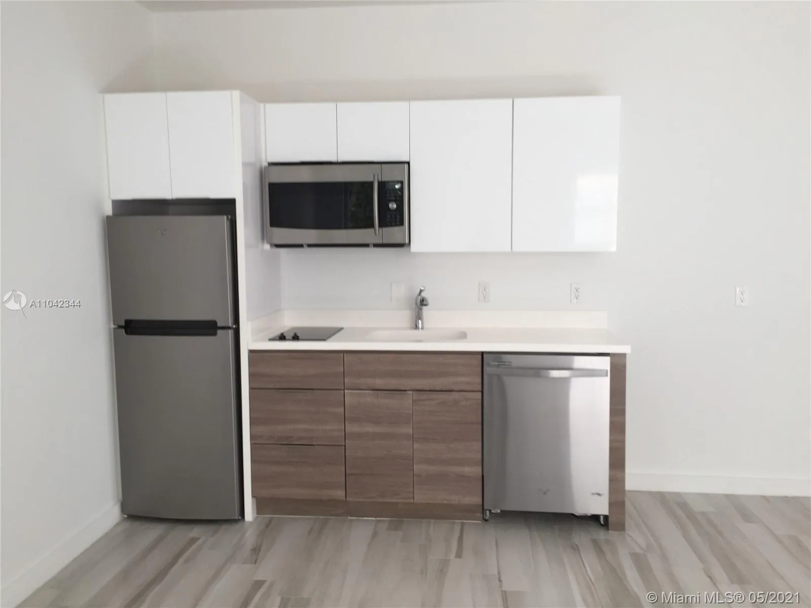 1560 Meridian Ave # 207, Miami Beach FL 33139
