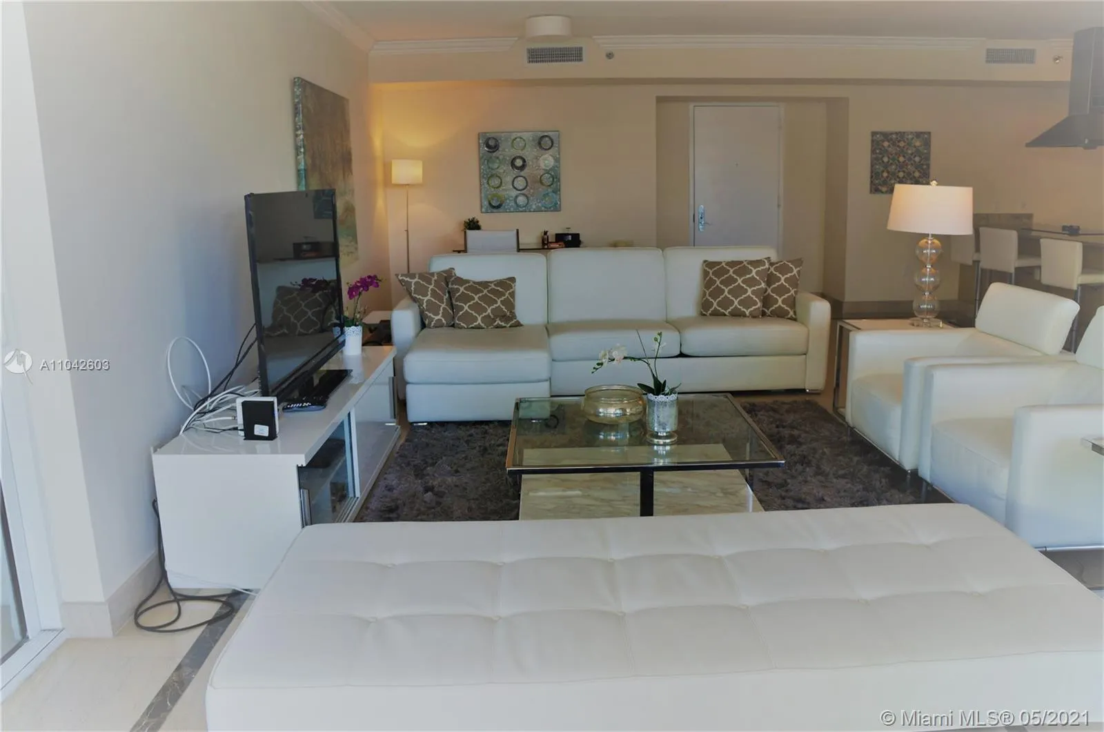 1800 S Ocean Dr # 1010, Hallandale Beach FL 33009