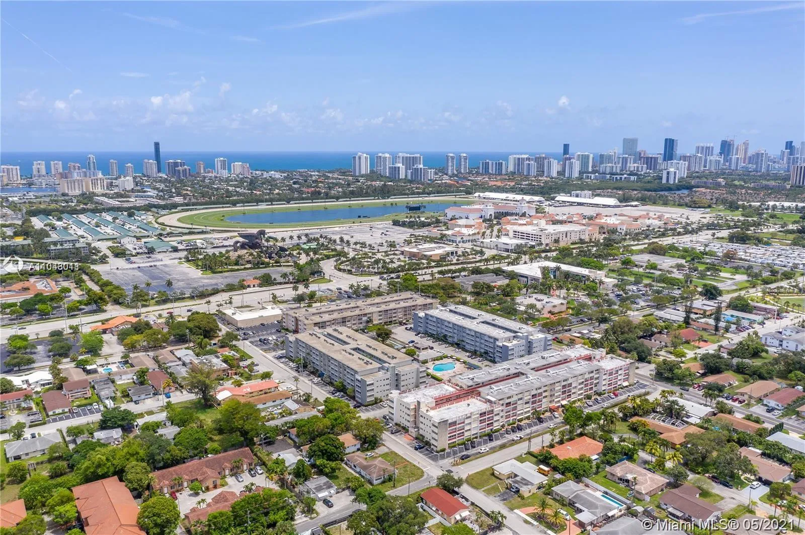 1 bedroom 1 bath for sale at 215 SE 3rd Ave # 403A, Hallandale Beach FL 33009