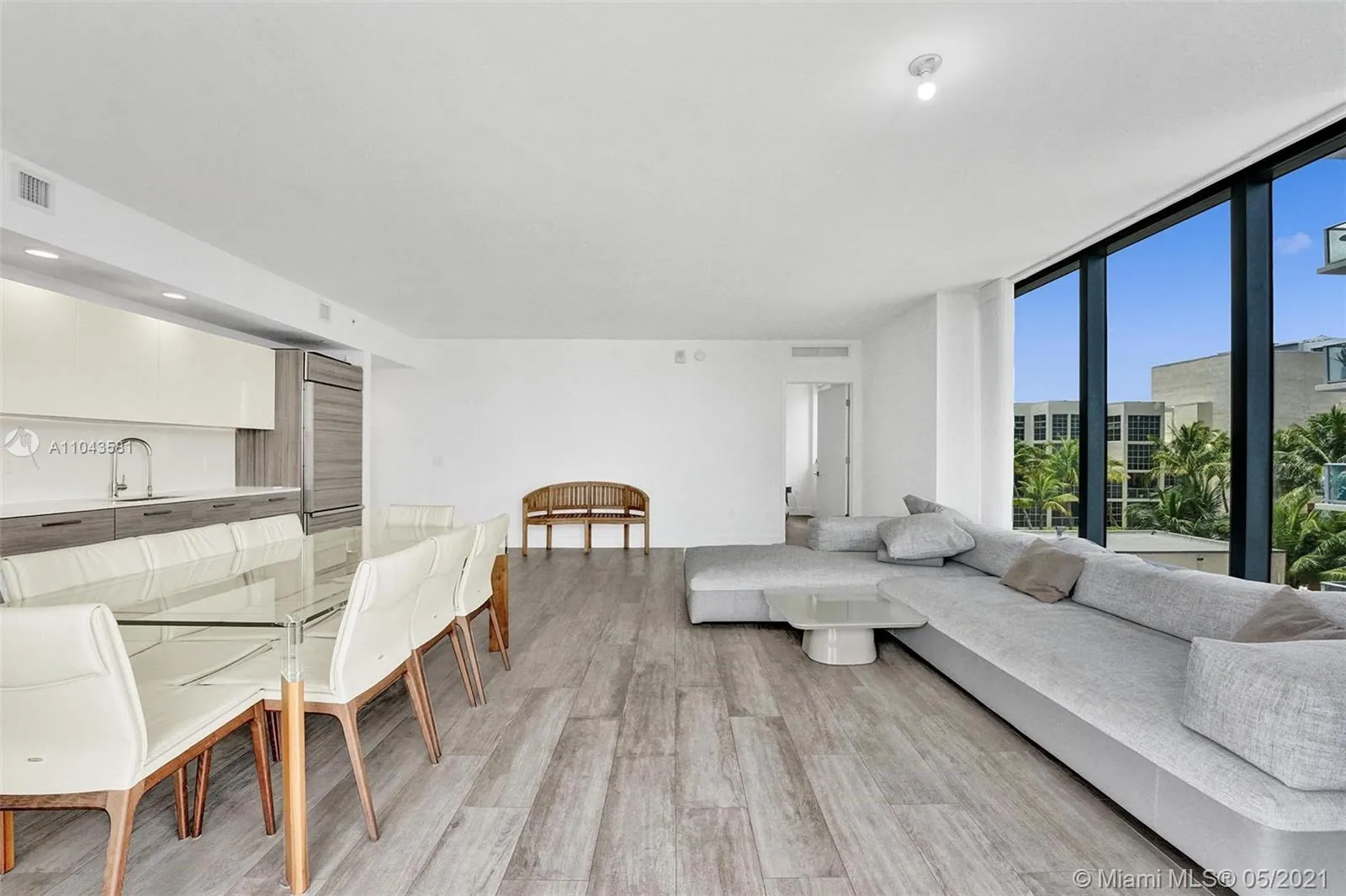 121 NE 34th St # 908, Miami FL 33137