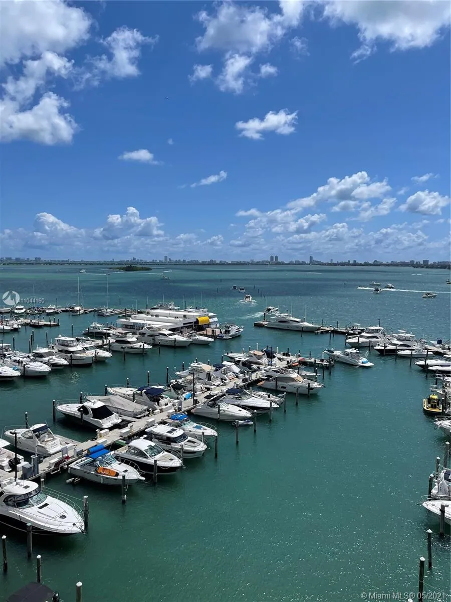 1 bedroom 1 bath for sale at 555 NE 15th St # 20G, Miami FL 33132