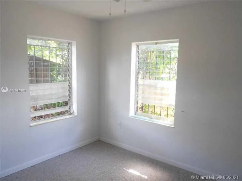 1869 NW 83rd St, Miami FL 33147