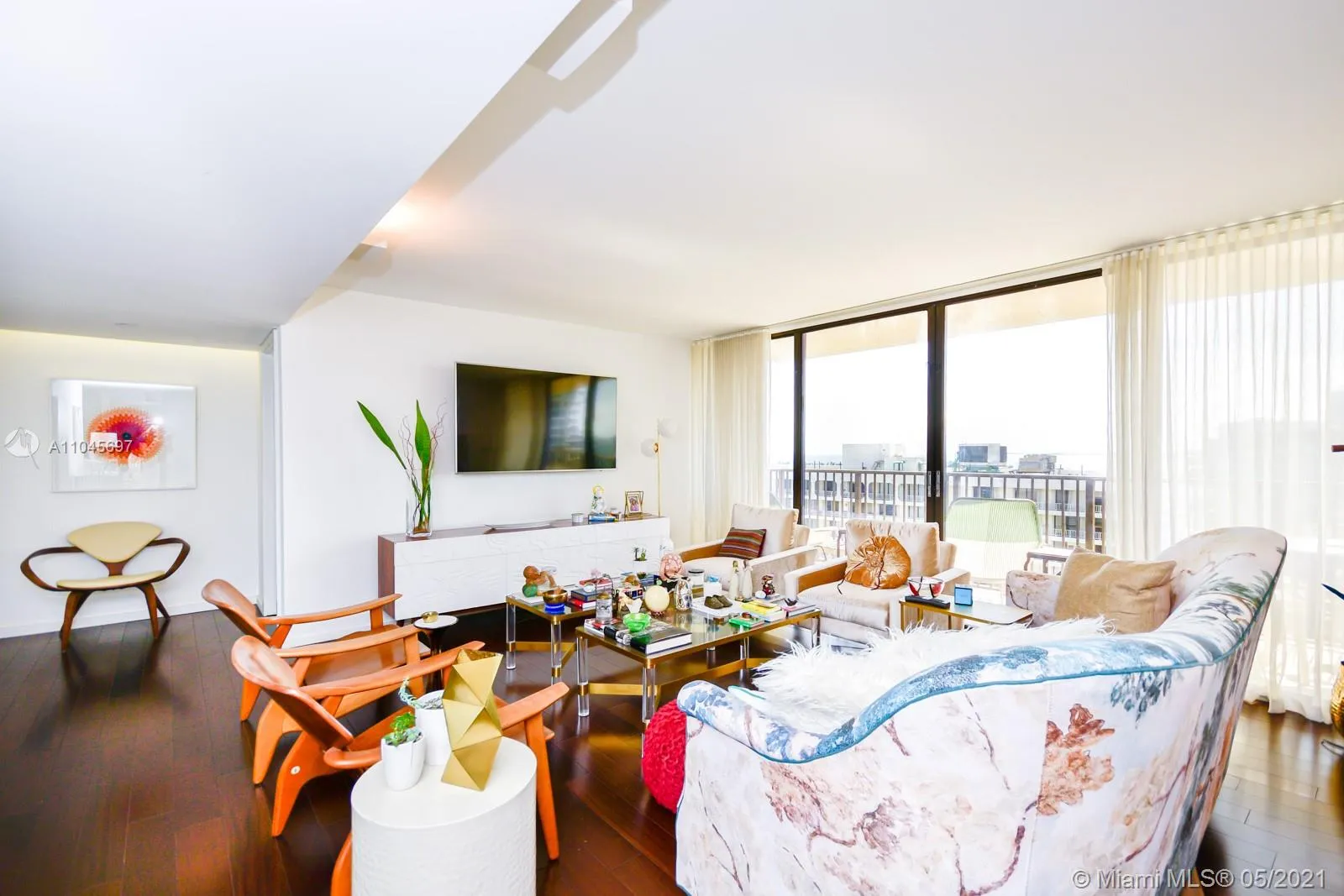 1450 Brickell Bay Dr # 1907, Miami FL 33131