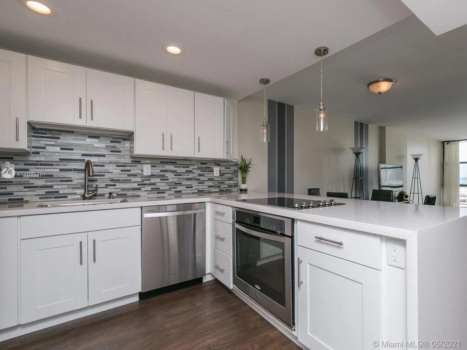 1000 Parkview Dr # 1026, Hallandale Beach FL 33009