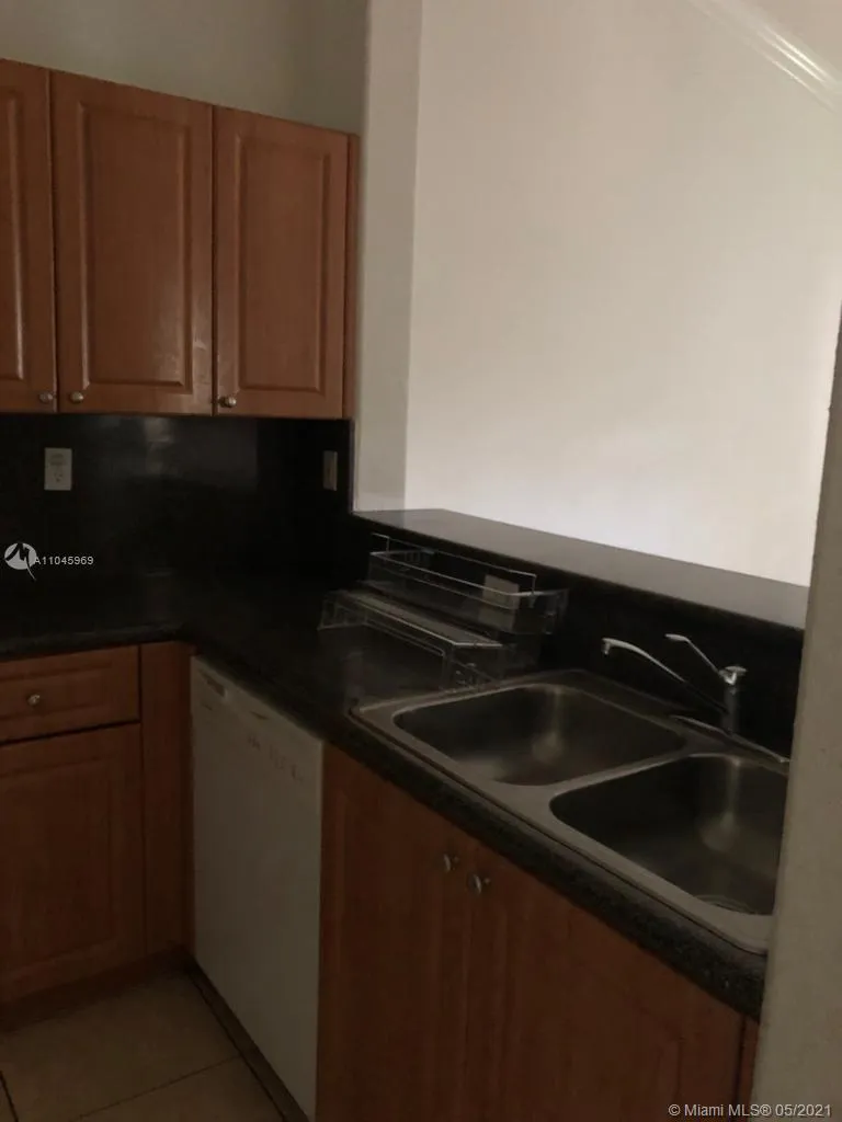 1651 SE 28th Ct # 205, Homestead FL 33035