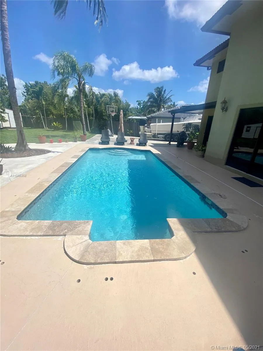 16710 SW 140th Ave, Miami FL 33177