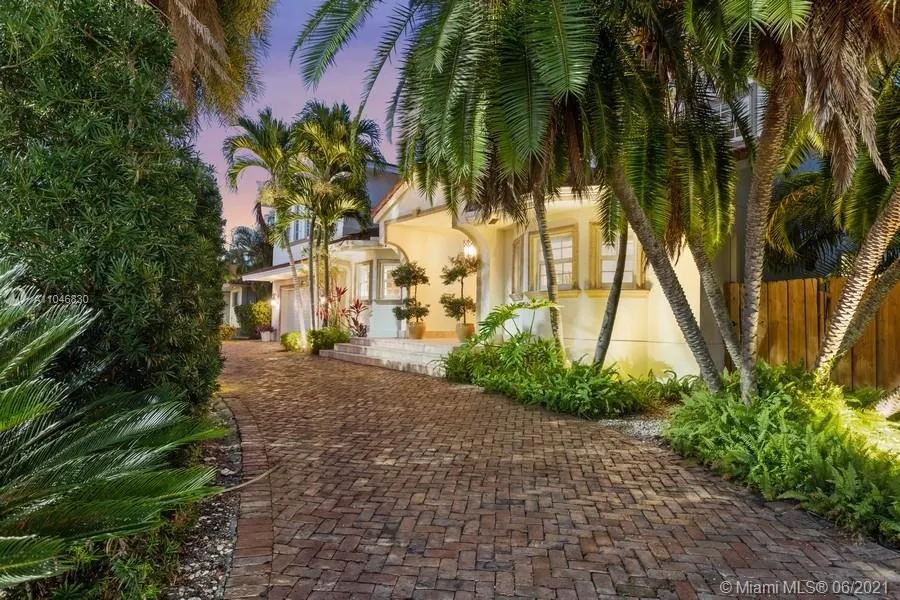 431 Layne Blvd, Hallandale Beach FL 33009