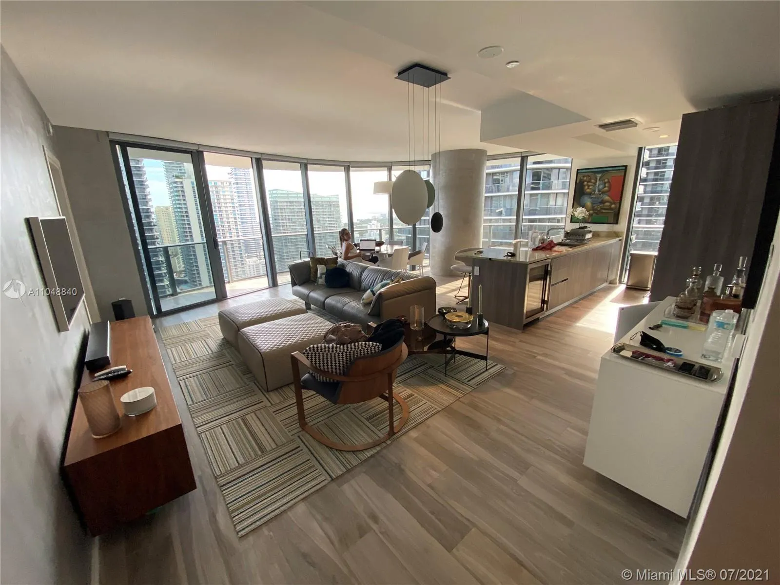 3 bedroom 4 bath for sale at 801 S Miami Ave # 3301, Miami FL 33130