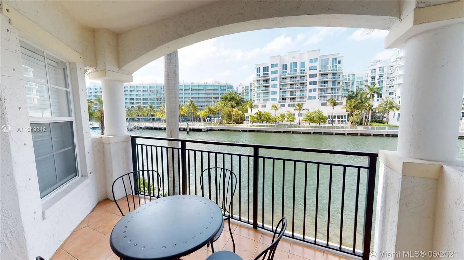 3135 NE 184th St # 2204, Aventura FL 33160