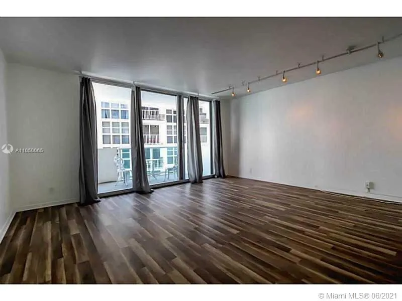 1 bath for sale at 1200 West Ave # 1224, Miami Beach FL 33139