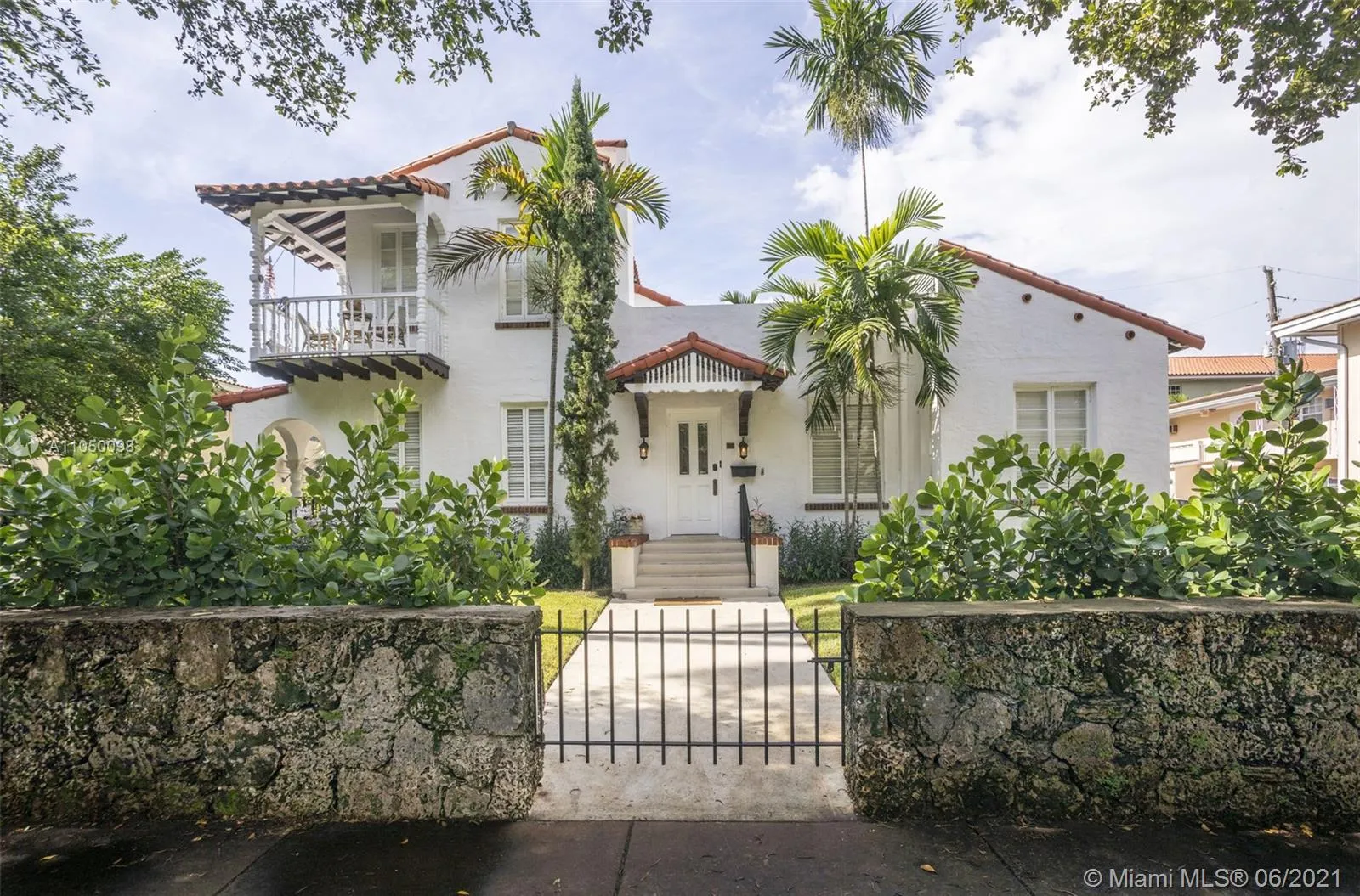 36 Phoenetia Ave, Coral Gables FL 33134